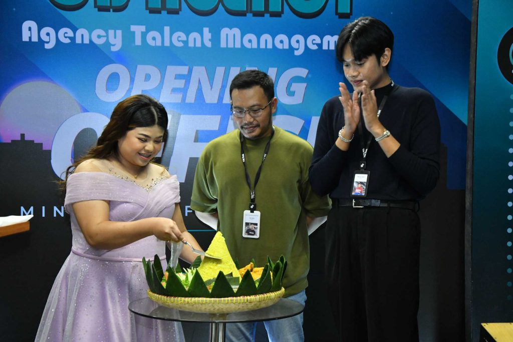 Prosesi opening office