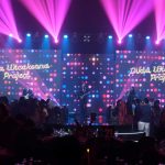 Penampilan musik live yang memeriahkan Grand Launching Grooms Talent Marketing oleh Natavisual di Hotel Kempinski Jakarta
