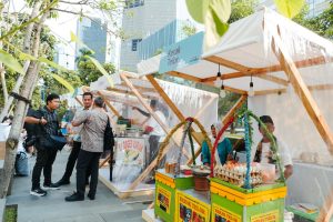 Booth kuliner seni budaya dalam highlight Sarinah Festiloka